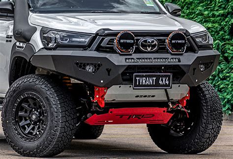 Bull Bar Toyota Hilux 2020+ .